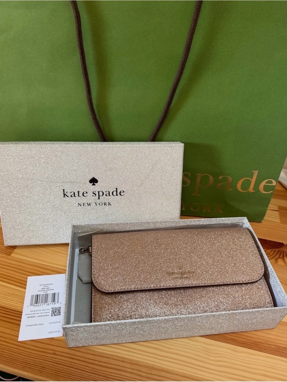 kate spade New York Glitter Wallet Clutch (s)